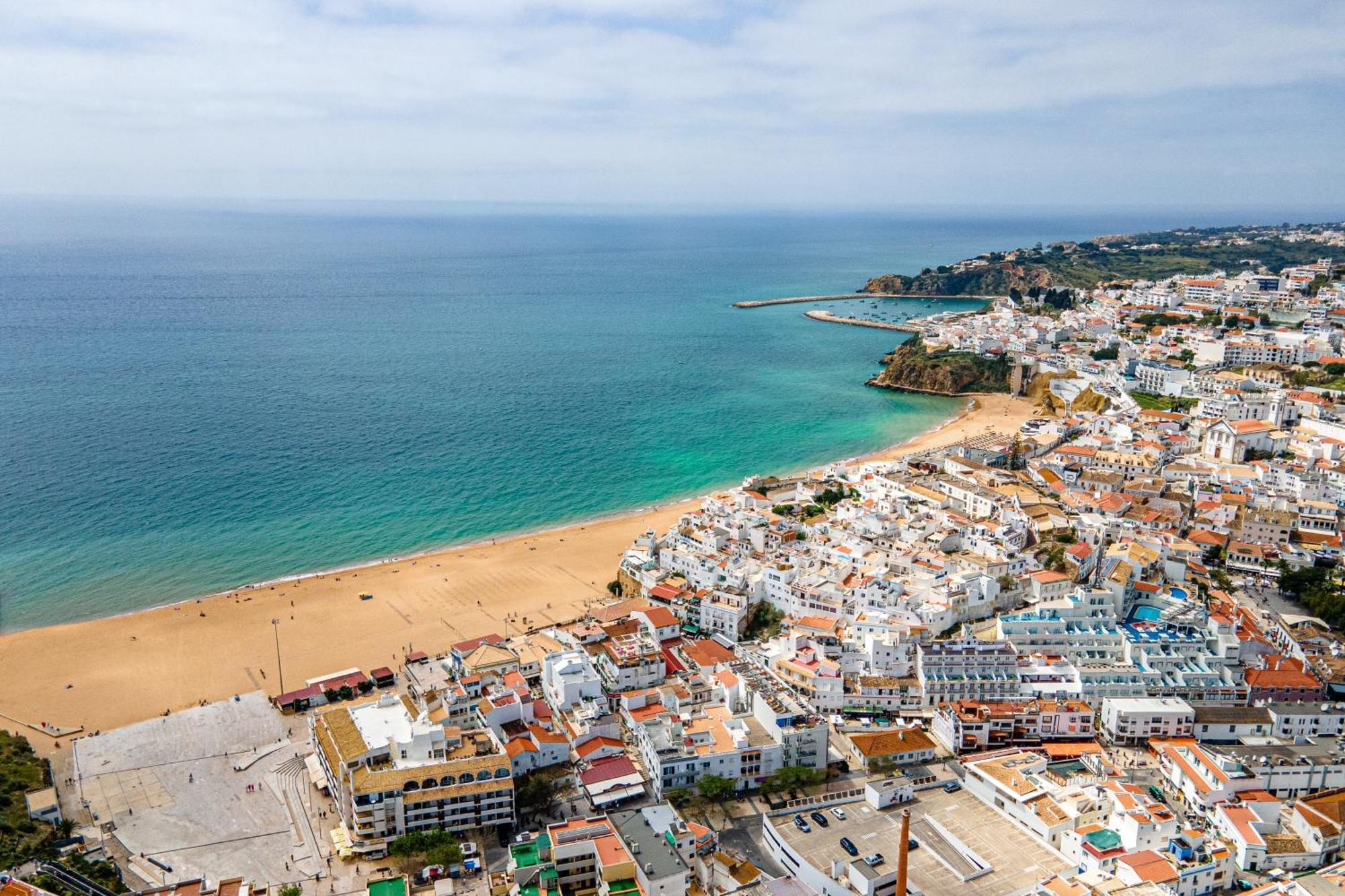 Sandy Bottoms Hostel Albufeira Exterior photo